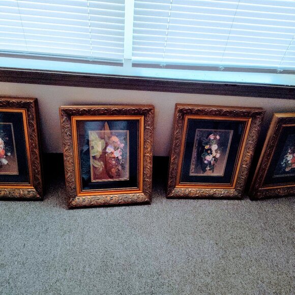 4 pictures of beautiful flowers  in a gold style frame - Picture 1 of 5